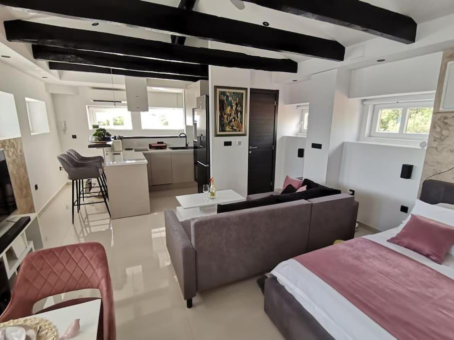 Studio Apartman Lenox Rijeka Zewnętrze zdjęcie